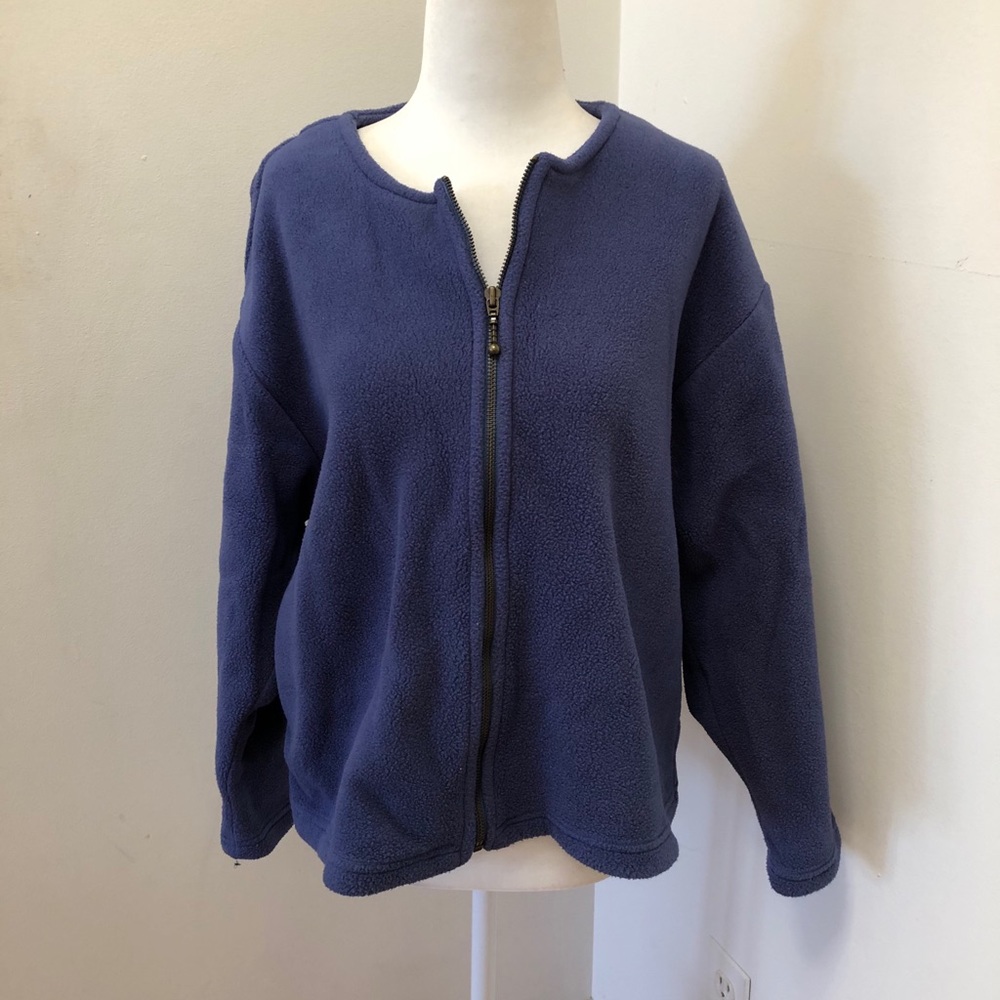 Dakini polartec zip front fleece jacket.
